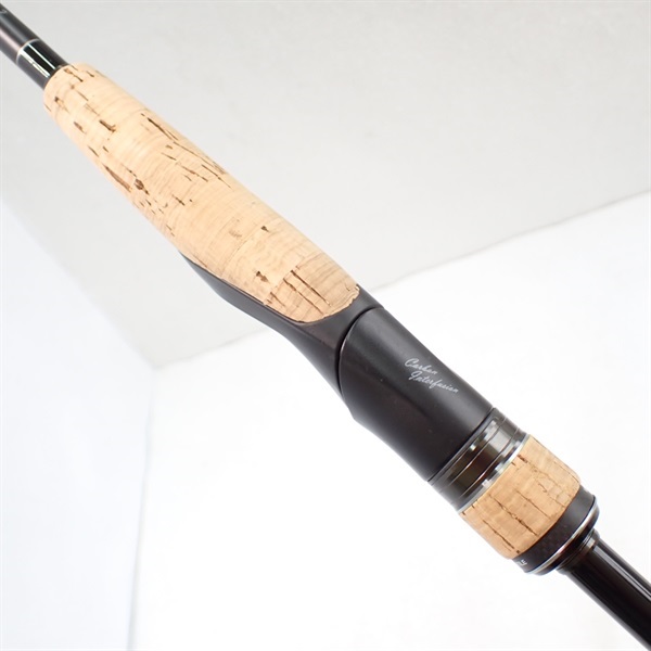 ２２エクスプライド２６６Ｌ－２